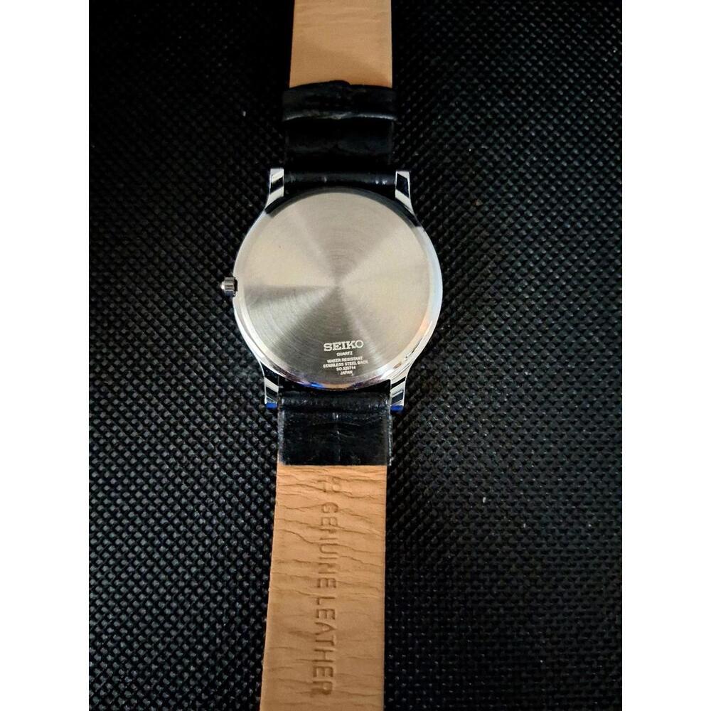 Seiko Super Slim Men's Vintage Leather Wrist Watch RARE - Picture 8 of 8
